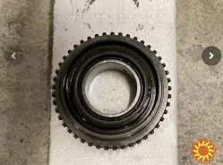 Бу шестерня 4 передачи первичного вала КПП ND0 Renault Nissan 322708H506 38 z.