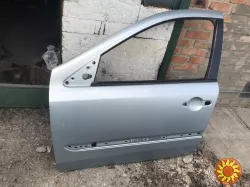 Б/у дверь передняя левая Renault Laguna 2, 7751471658 цвет TEB64