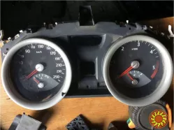 Бу щиток приборов Renault Megane 2, 8200399700