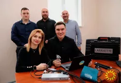 Цікава професія правдоруба - станьте видатним поліграфологом