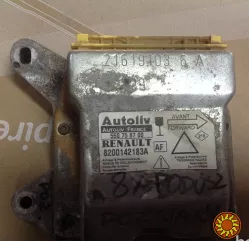 Бу блок airbag Renault Laguna 2 8200142183A, 550758700.