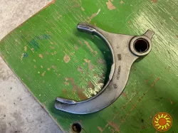 Бу вилка задней передачи КПП ND0 Renault Megane Scenic 2, 8200166800