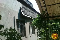 Продам участок 6 сот. в Осокорках 3,5км. від метро Славутич Київ.