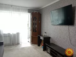 Продам 1-ком Левый Берег 5этаж ремонт, без долгов. Срочно
