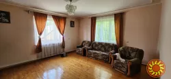 Продаж будинку з великою земельною ділянкою у Стрийському районі  с. Станківці
