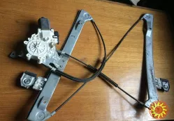 Б/у стеклоподъемник Smart Forfour 454, Mitsubishi Colt 4, 0130822207, передний правый