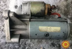 Б/у стартер Renault 1.9dci 8200075362 VALEO D7R49, Laguna, Trafic