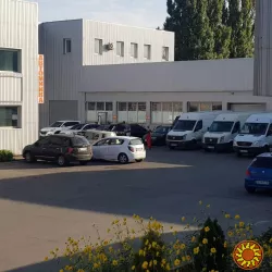 Здається в оренду приміщення 135 м кв під СТО або склад в Кривому Розі р-н Автовокзалу