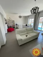 Вилла для отдыха на морском курорте Анцио в Италии