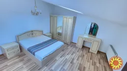 Продаж 2-кімнатної дворівневої квартири в центрі Львова 