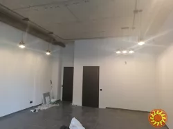 ФАСАДНЕ КОМЕРЦІЙНЕ ПРИМІЩЕННЯ НА ТРАФІКУ — НАВПРОТИ Арена Львів 