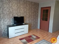 Сдам 1-ком Левый Берег мебель, ремонт. Срочно