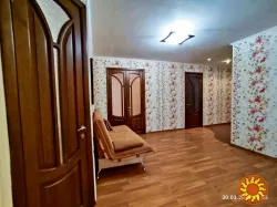 Сдам 3-ком.квартиру с ремонтом в новом доме в пер.Вишневского.