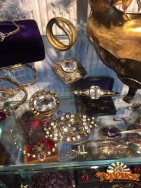 Куплю Оценка антиквариат ювелирные изделия из золота серебра янтаря др