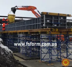 Опалубка каркасна, Опалубка пространственная, Стійка опорна