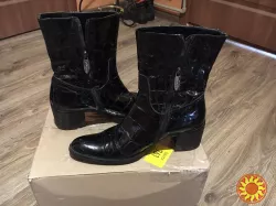 Італійські жіночі чоботи-стан нових,оригінал,розмір 37.5 вказано,демісезон.