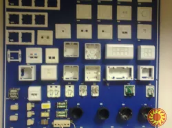 Пасивне мережеве обладнання: кабелі, патч-панелі, шафи, стійки та комплектуючі