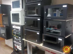 Пасивне мережеве обладнання: кабелі, патч-панелі, шафи, стійки та комплектуючі