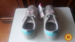 Кроссовки на девочку, польские.