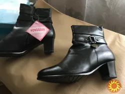 Жіночі нові напівчоботи ,демісезон,розмір 37.5-38