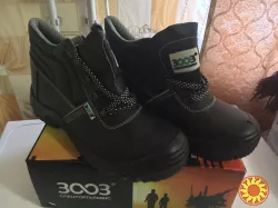 Нові  чоловічі черевики,ботинки.робоче взуття,розмір 41.